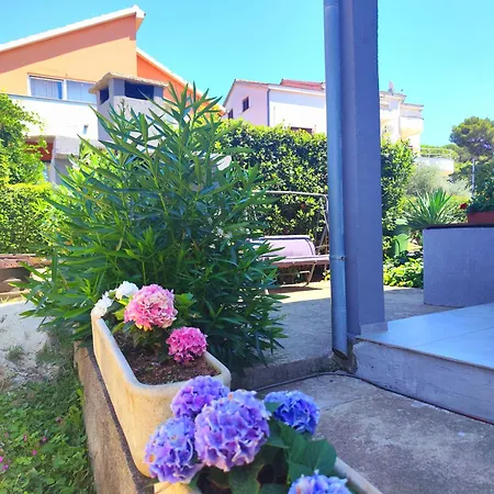 Karmela Apartment - Private Parking Zadar Exterior photo