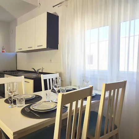 Karmela Apartment - Private Parking Zadar Exterior photo
