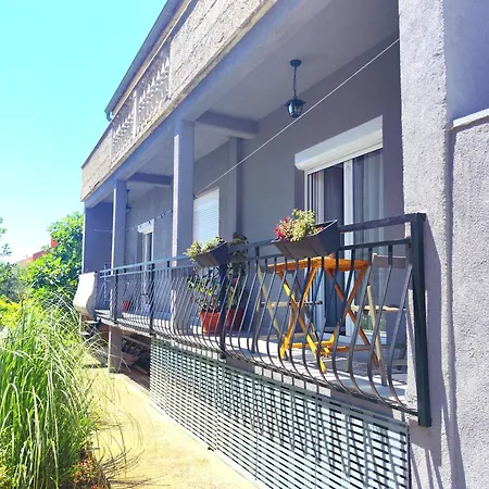 Karmela Apartment - Private Parking Zadar Exterior photo
