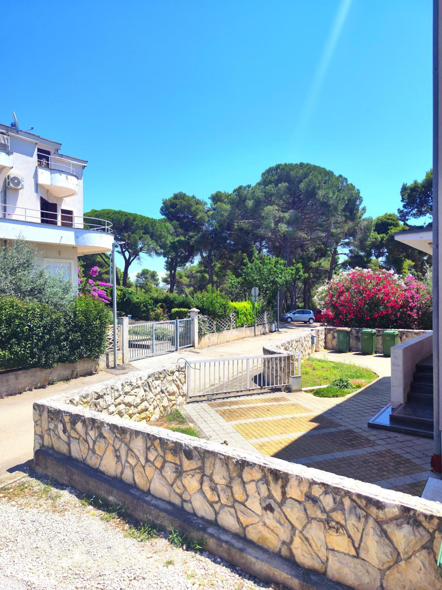 Apartment Karmela - Private Parking Zadar